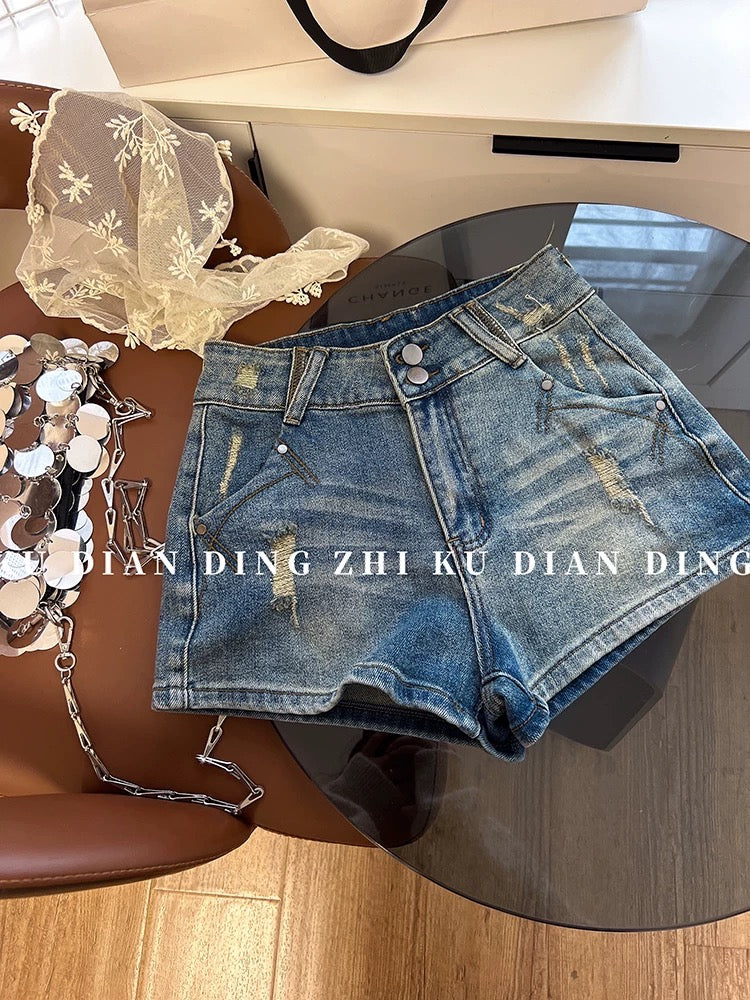 2025 Summer New Style Hot Pants Sexy Elastic Hip-hugging Pants Trendy Hong Kong Style Retro A-line Denim Shorts for Women