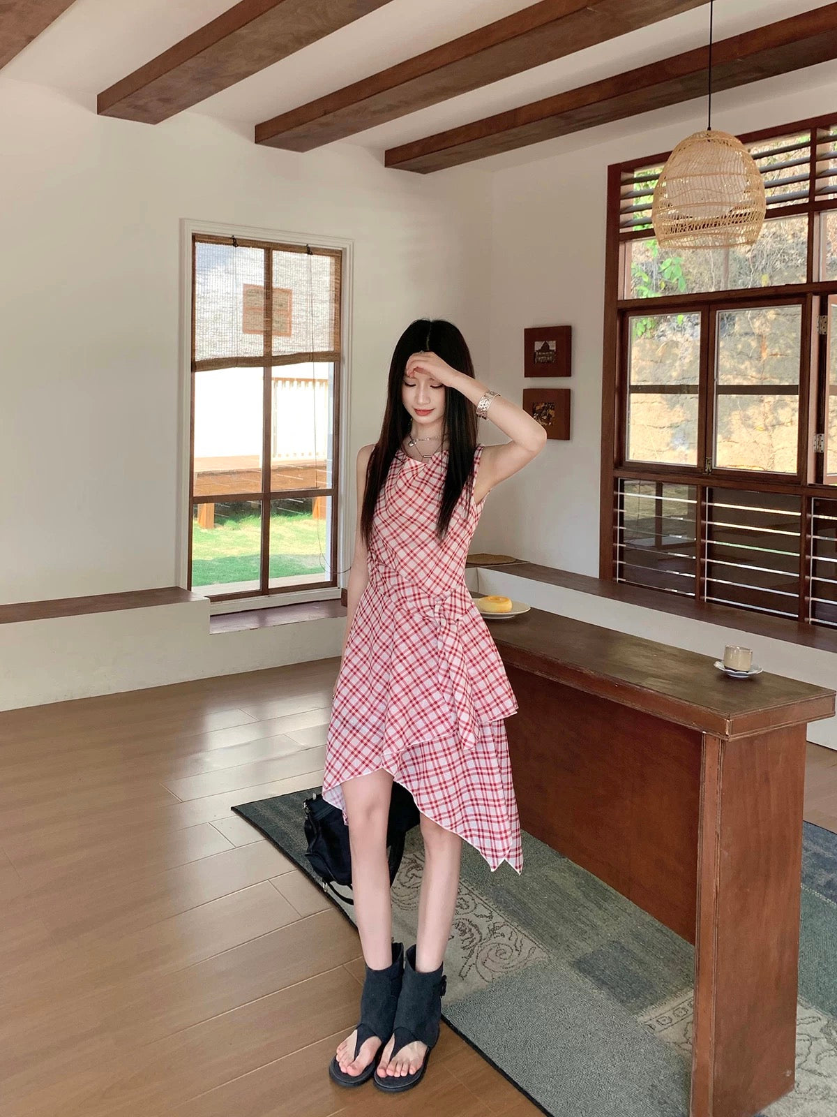 Joeyoo's new design irregular off-shoulder plaid dress, mid-length, tie-waist, off-shoulder style, perfect for summer.