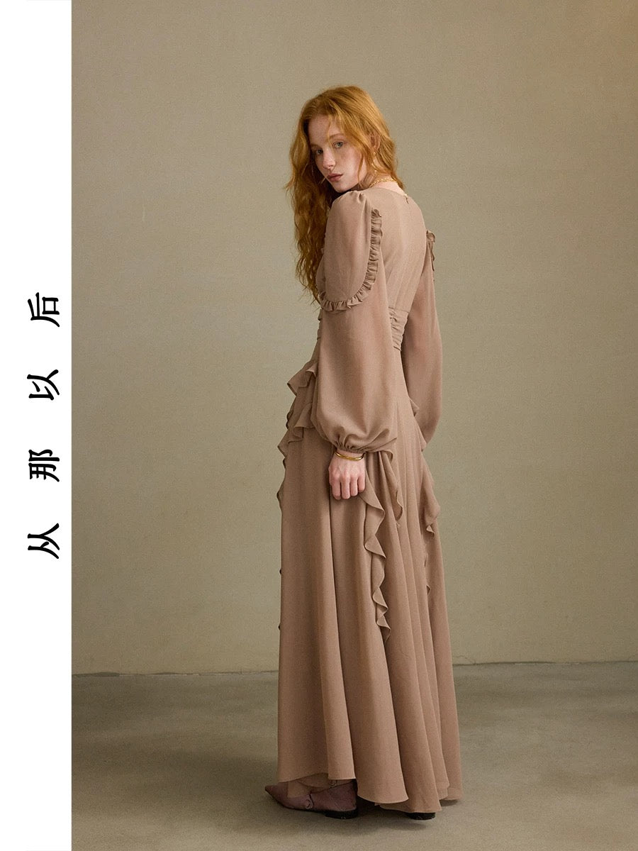 Since then, French retro dresses, high-end ruffled long dresses, V-neck long sleeves, versatile dresses for women in autumn and winter.