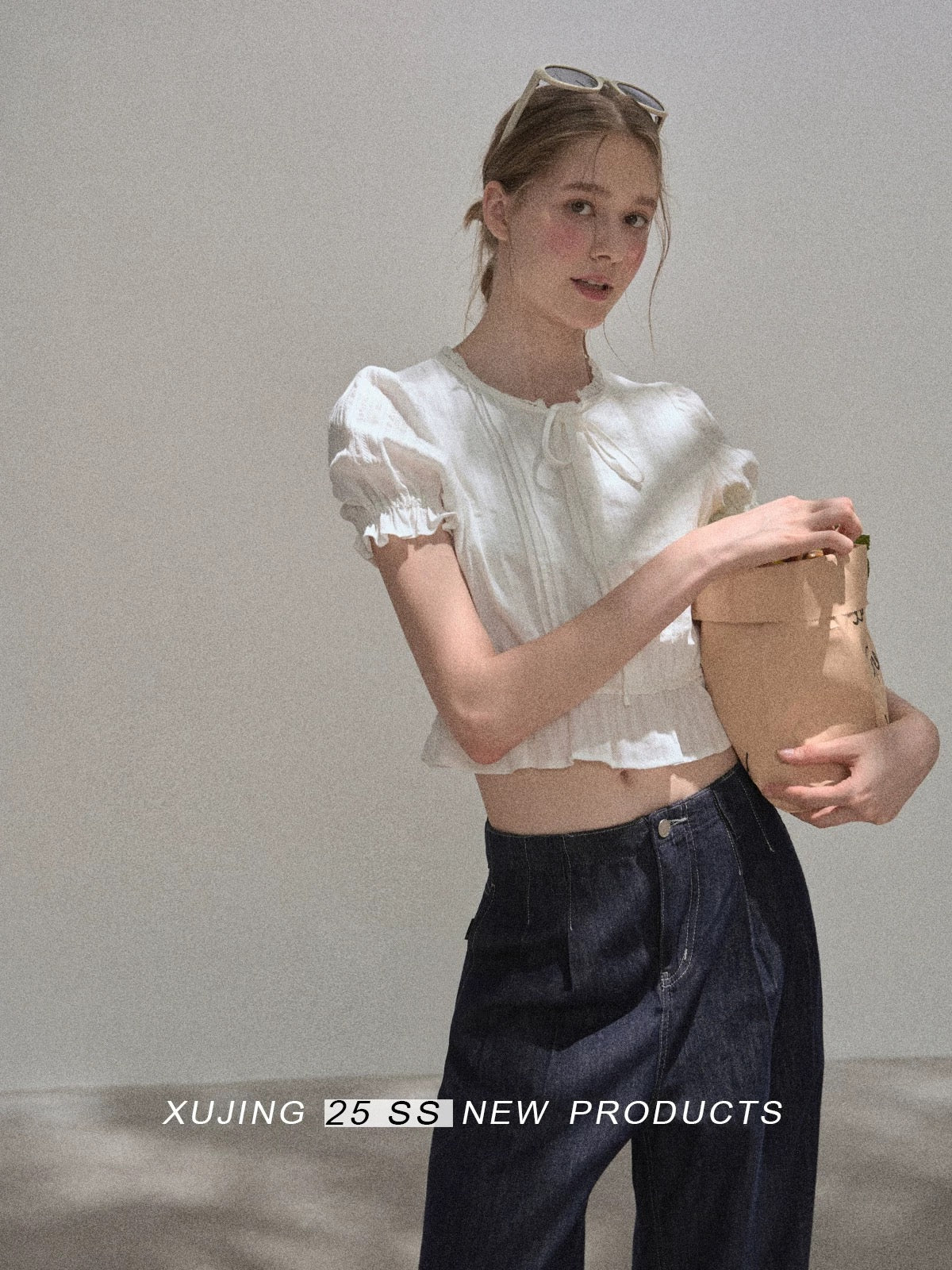 "Narrative Realm" White Short-Sleeved Shirt with Ruffled Trim - New Summer 2025 Style - Beautiful Top