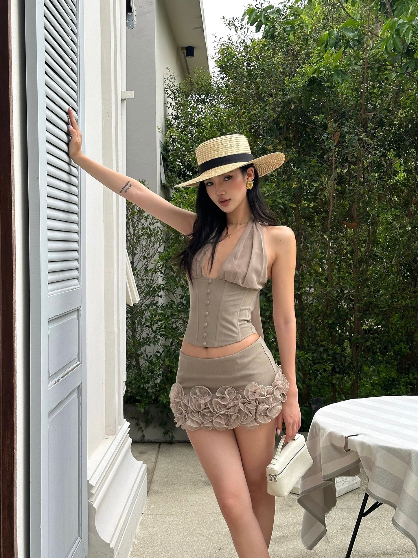 Rovente Giselle Khaki Halter Neck Fishbone Camisole Summer Sexy V-Neck Tank Top