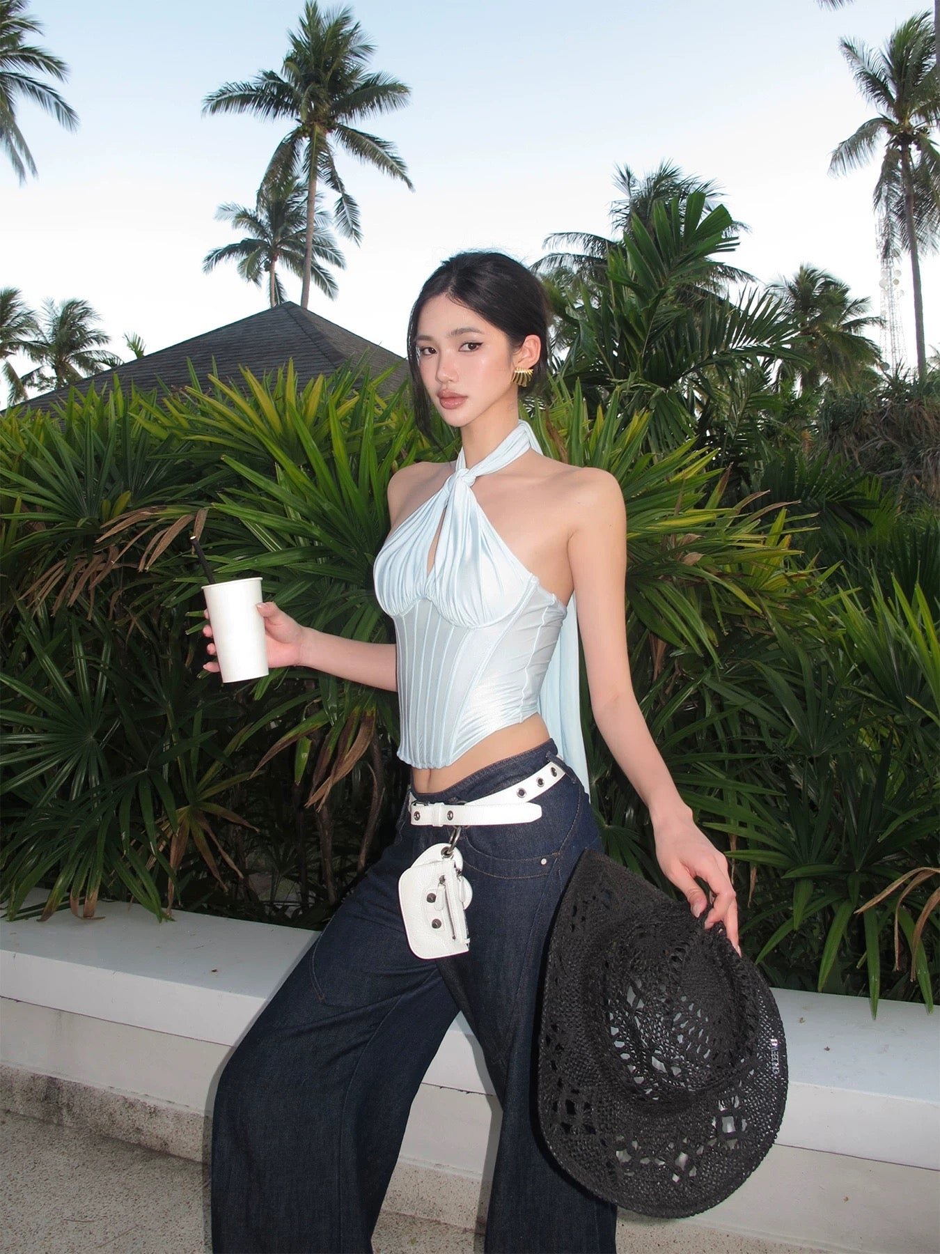 Rovente Blue Halter Neck Fishbone Vest Design Sexy Girl Bra Vacation Fitted Waist Outerwear Camisole Top Women's