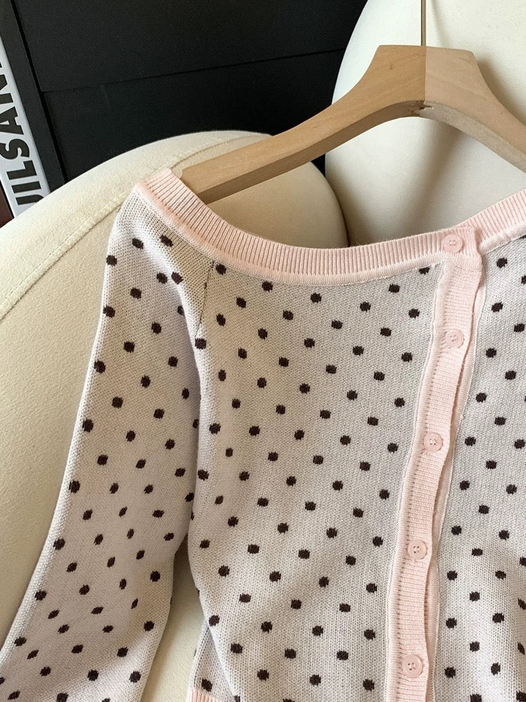 Jade Closet direct store recommendation ~ Medela pure desire style design off-shoulder polka dot long-sleeved knitted cardigan
