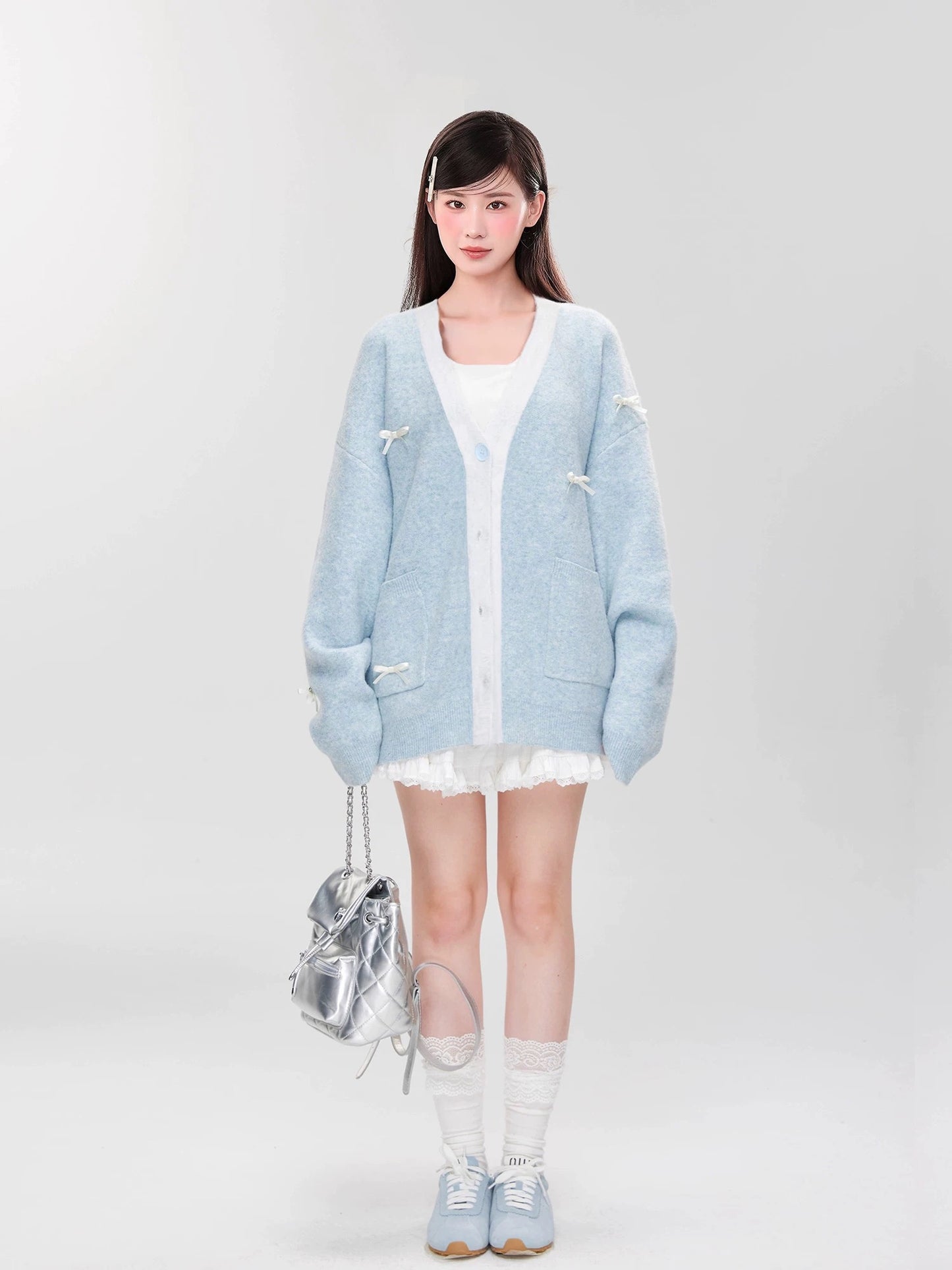 Blue v-neck bow cashmere sweater jacket for women 2025 winter French style loose high-end knitted cardigan outer wear