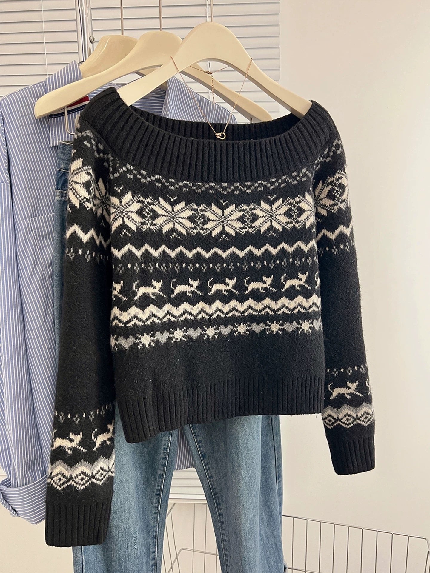 Fair Isle Black One Shoulder Sweater 2025 Autumn and Winter New Korean Lazy High-end Knitted Sweater Tops Women
