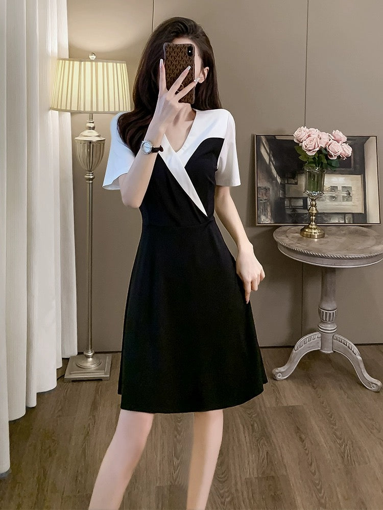high waist v neck dress French black and white color matching V-neck dress for women summer ne –  Lee Nhi Boutique