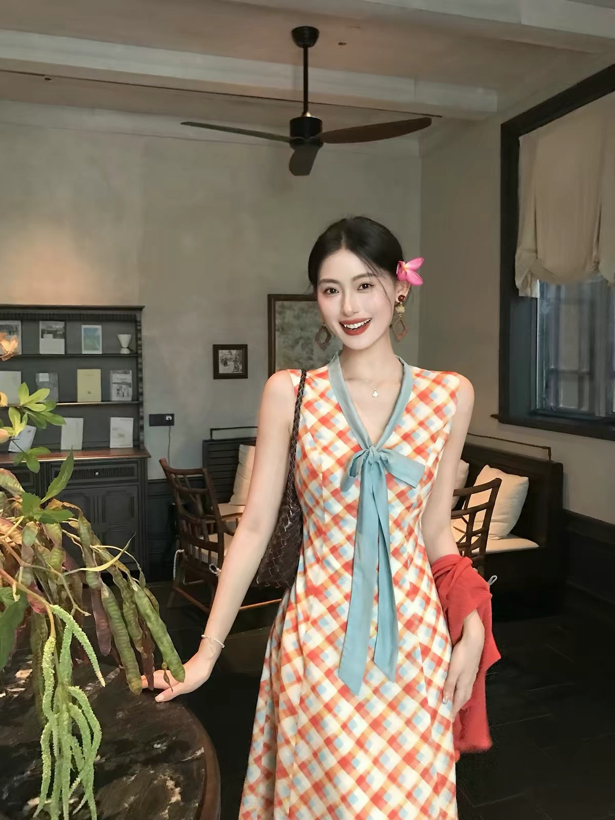 Ling Qian Zi He – Orange Plaid Summer Style: Women's French-inspired colorful plaid sleeveless maxi dress with bow-tie detail.