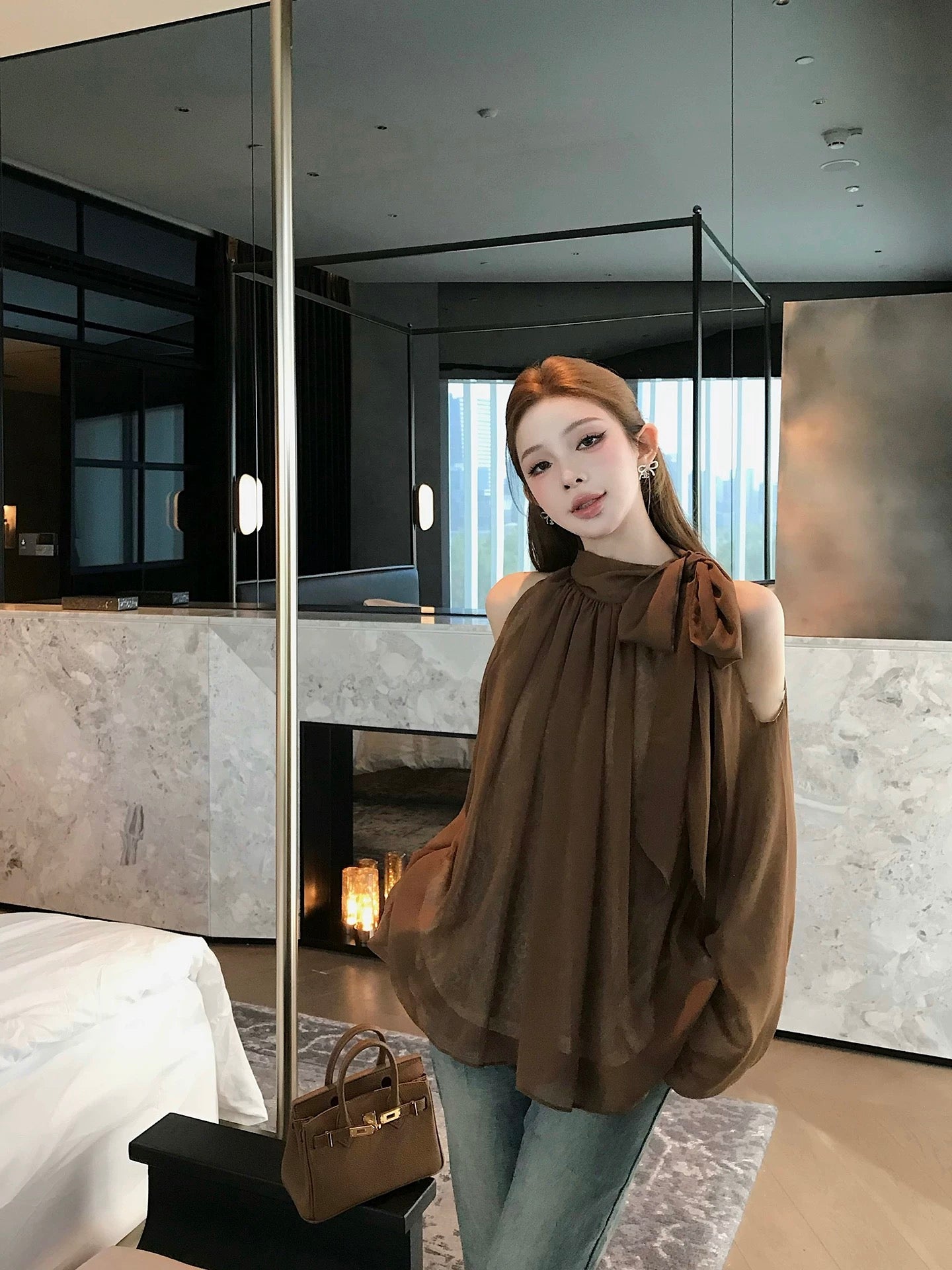 Qiu Rouyao Flowing Tide Design Bowknot Halter Neck Shirt Women's Loose Niche Slim Off-Shoulder Chiffon Shirt