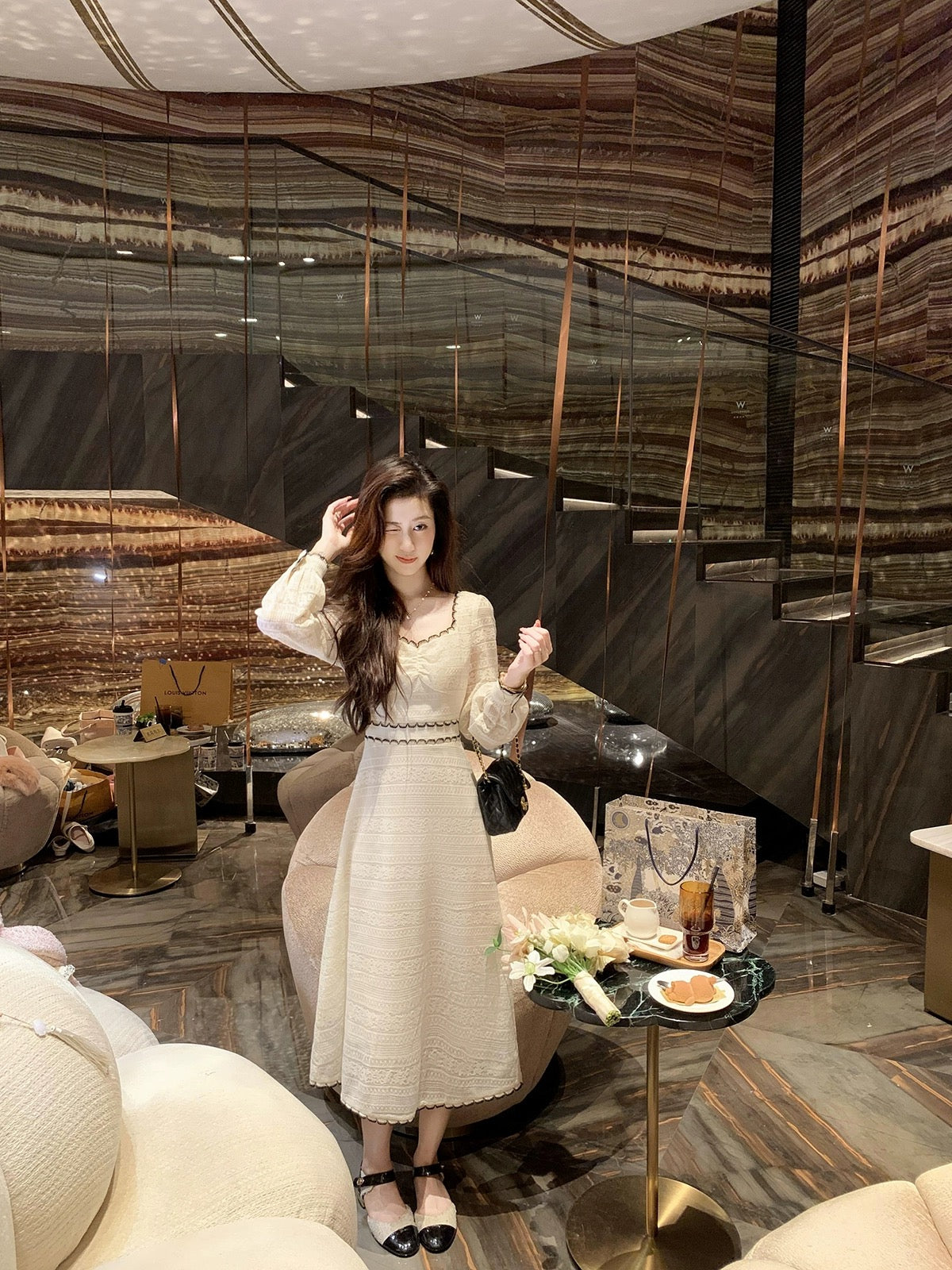 Fish Rabbit's Rabbit Square Neck Dress Women's 2024 New French Socialite Gentle Wind Long Sleeve Waist Long Skirt