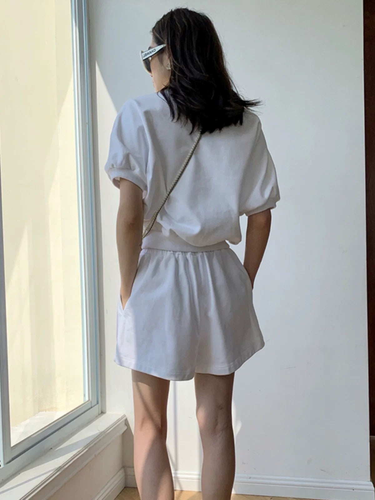 Casual sports suit for women in summer 2024 new style fashionable high-end sweatshirt shorts running two-piece set
