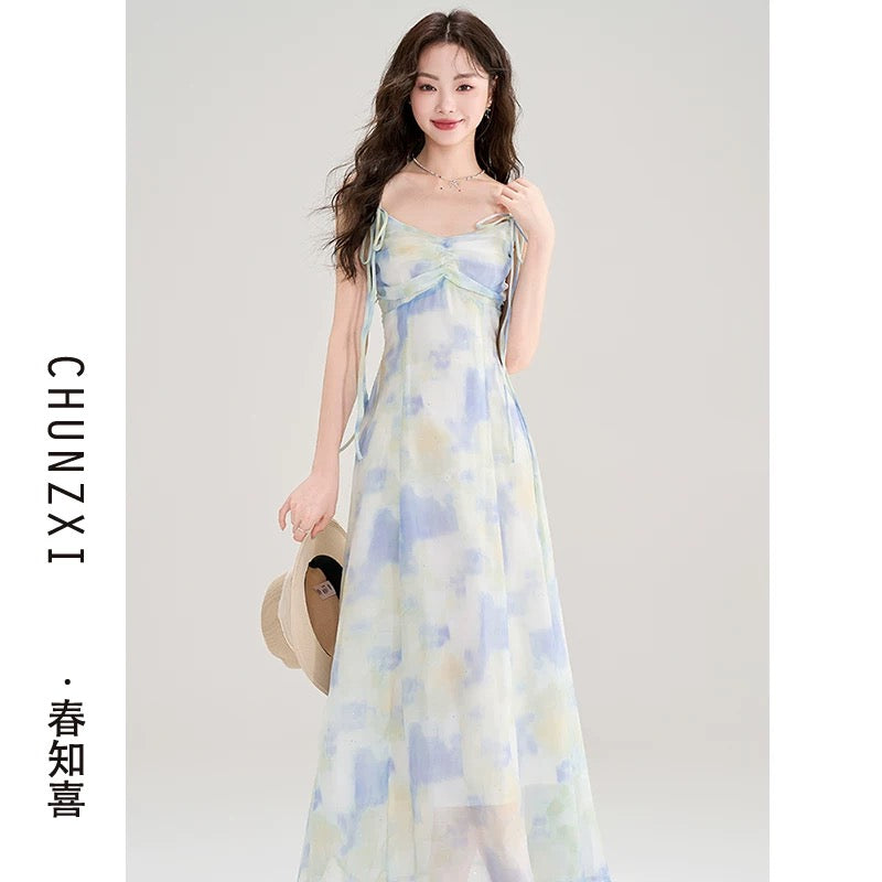 Spring Zhixi Tea Break French Gentle Style Tie-Dye Printed Suspender Dress Women's Summer New Style Beautiful Waist Long Dress