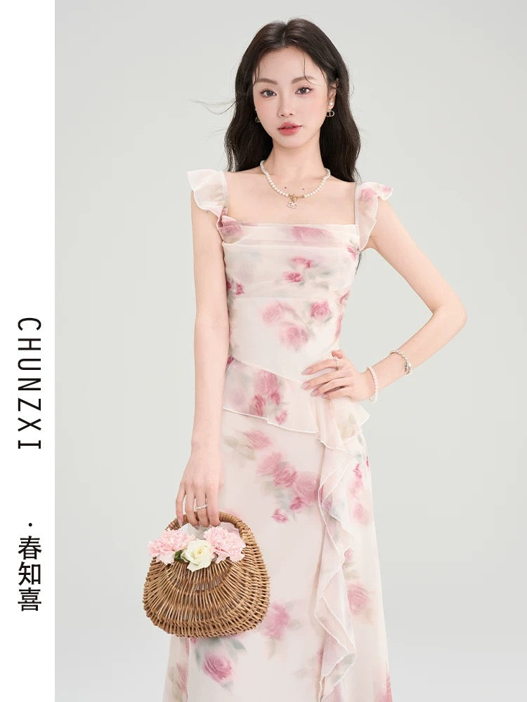 Chun Zhixi French seaside holiday dress for women, new summer style, small flying sleeves, floral dress, high-end temperament long dress