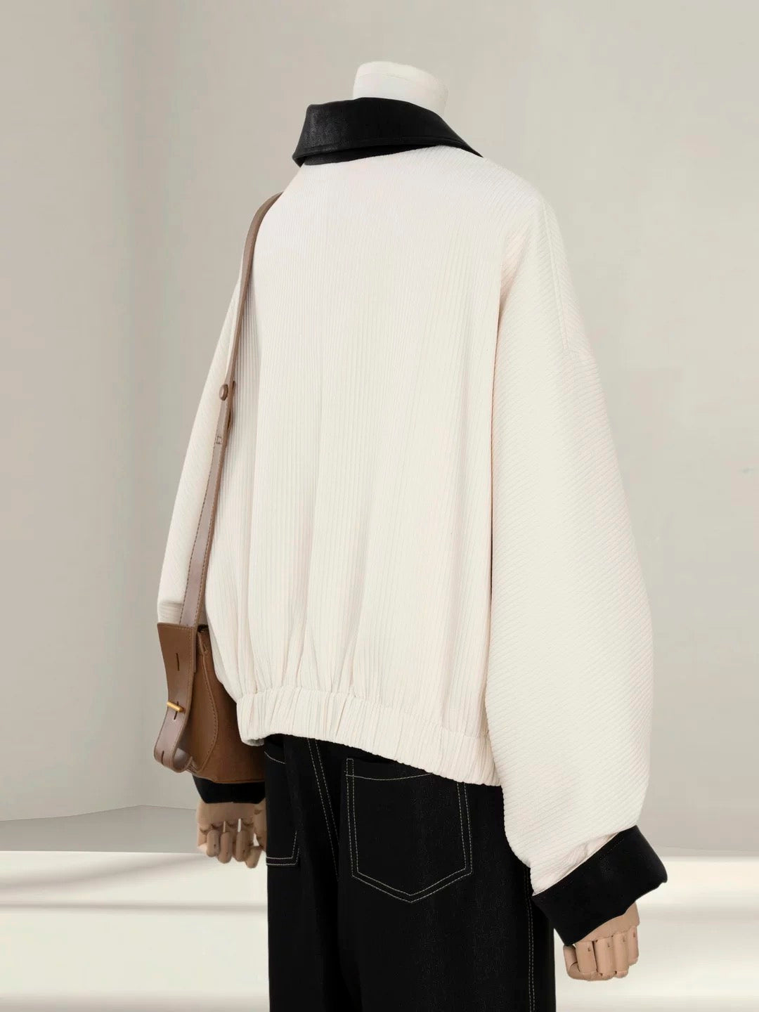 Spring and autumn unique and beautiful white coat for women of petite size 2025 new style this year's popular Korean jacket trend