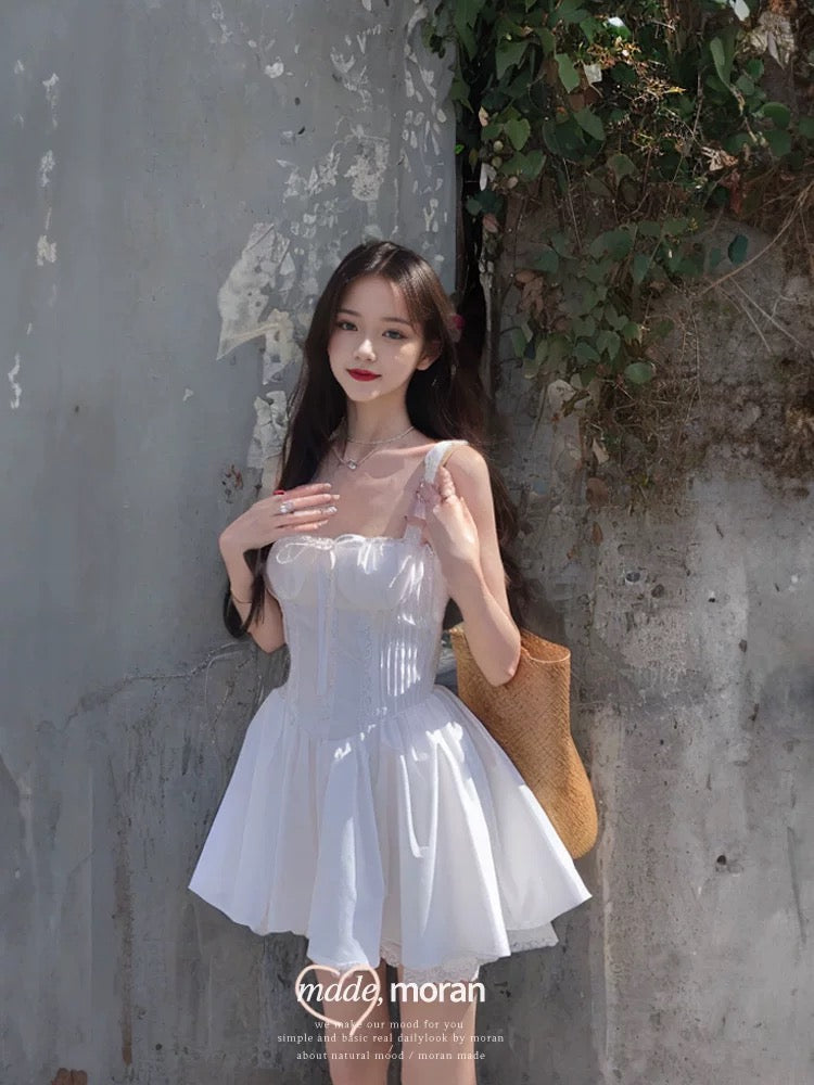 French white moonlight suspender dress for women summer new waistline vacation first love date white short skirt for small people