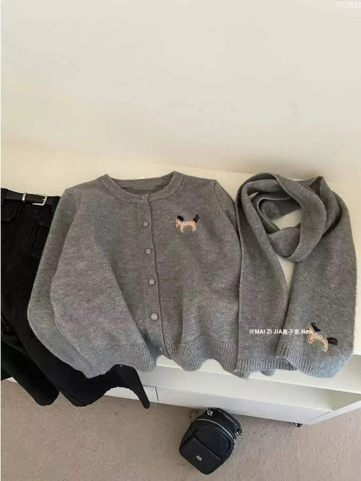 Korean style embroidered pony knit cardigan for women, with built-in scarf, new winter style for 2025, soft and youthful.