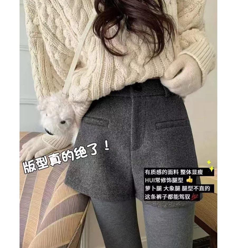 Women's grey woolen shorts, autumn/winter 2025 new style, high-waisted, slimming A-line hot pants, casual leggings.