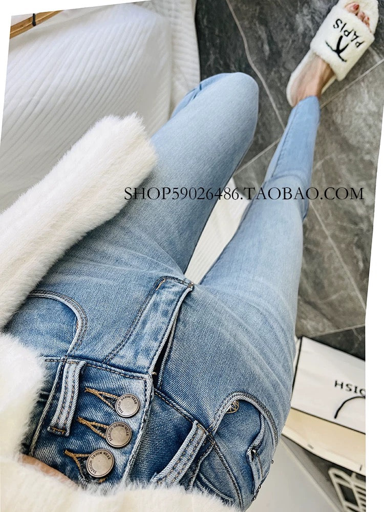 Great! High-waisted three-breasted nine-point jeans for women, spring and summer thin, slim, light blue and white high-waisted petite pants