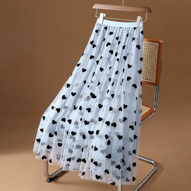 High-end French retro mesh skirt for women 2025 spring and autumn new love mid-length skirt puffy skirt flocking gauze skirt