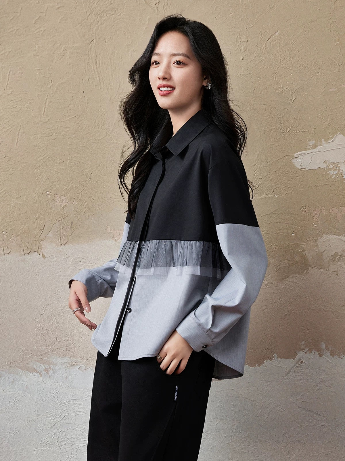Mesh splicing fake two-piece shirt for women Spring and Autumn 2024 new European style loose large size foreign style slim long-sleeved top