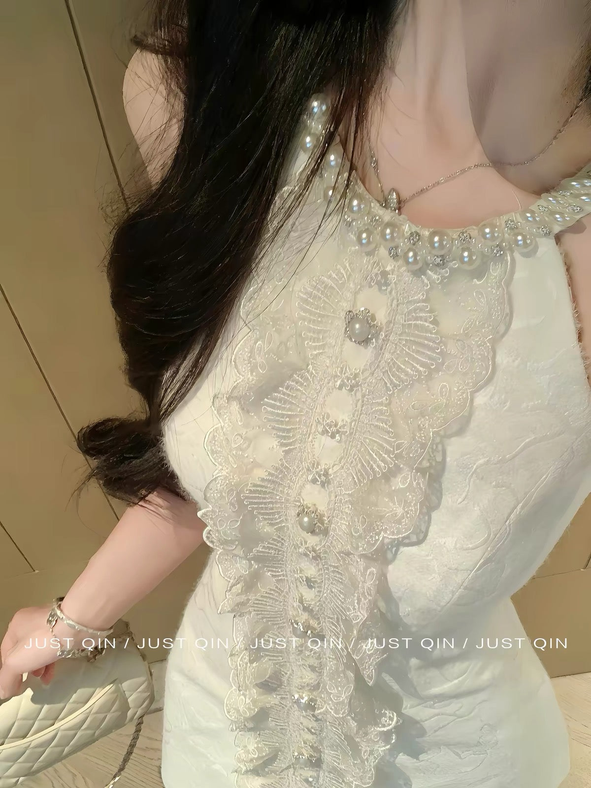 JustQin "Sassy Heiress" 2026 New Collection: Sleeveless, Short, Intricately Detailed Dress – Waist-Cinching & Slimming Fit
