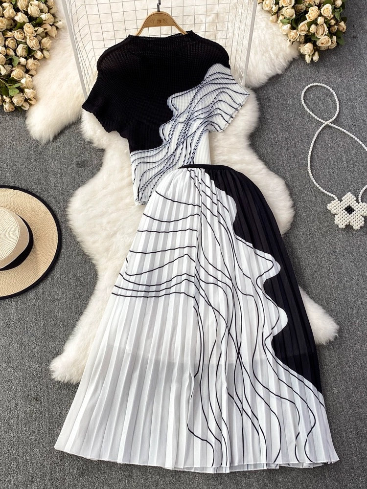 Fashion suit for women Korean style short-sleeved stand-up collar slim-fitting top two-piece set Hepburn style high-waisted pleated skirt summer
