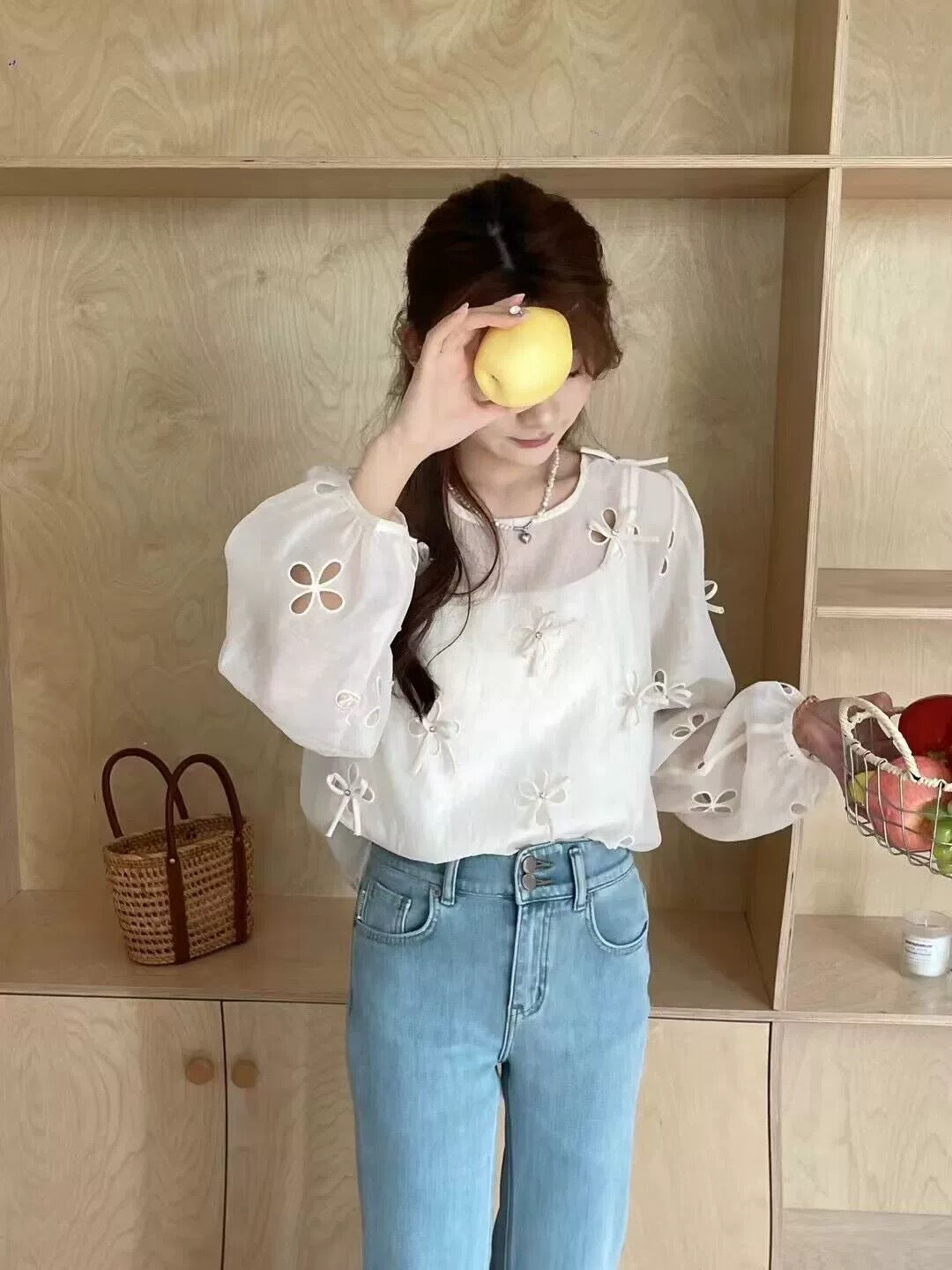 Wo Xing Wo Xiu 2001 Spring Bow Hollow Embroidery Flowers Puff Sleeve Shirt Tops Suspenders Two-piece Set for Women