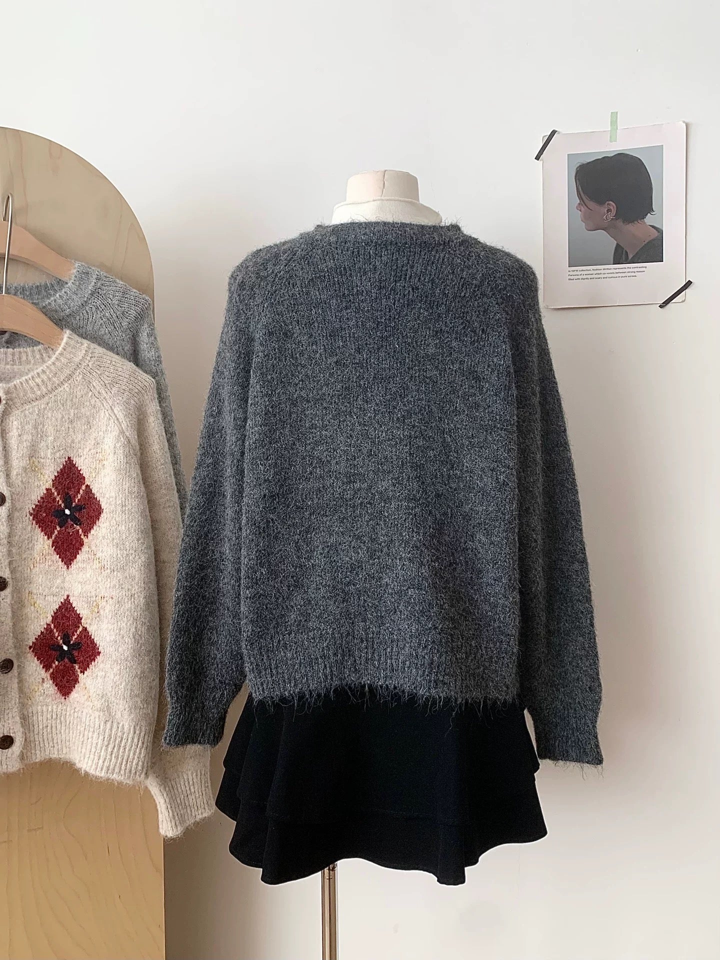 RENA Korean retro diamond jacquard wool cardigan women 2025 autumn new loose slim all-match sweater