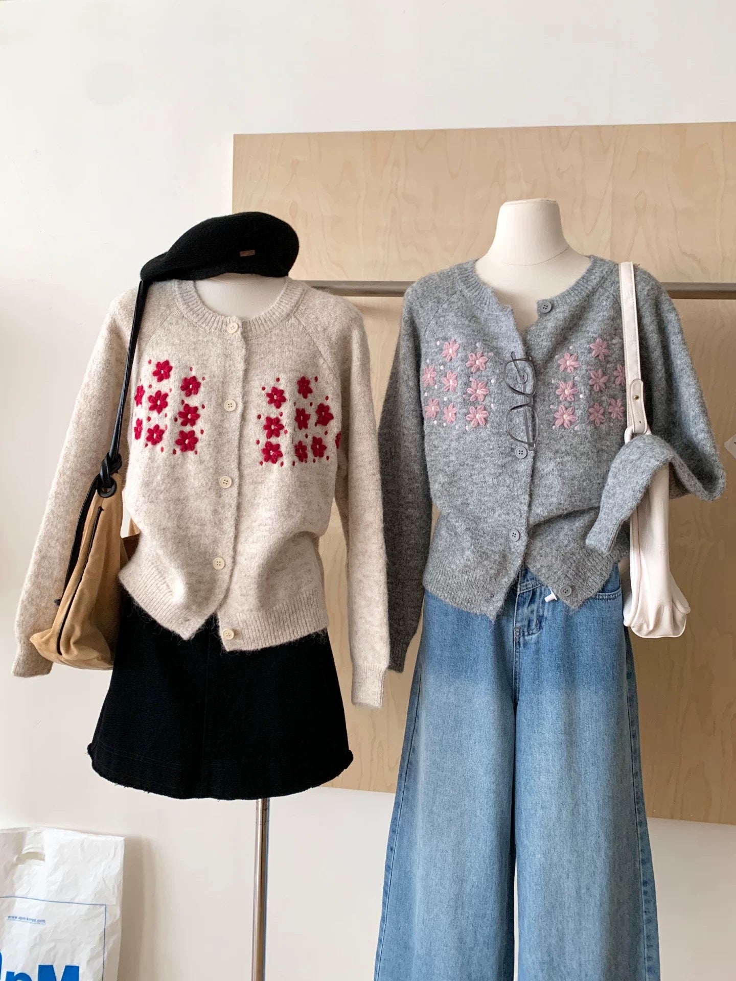 RENA sweet heavy embroidery flower knitted cardigan women's autumn and winter new loose design sweater jacket top