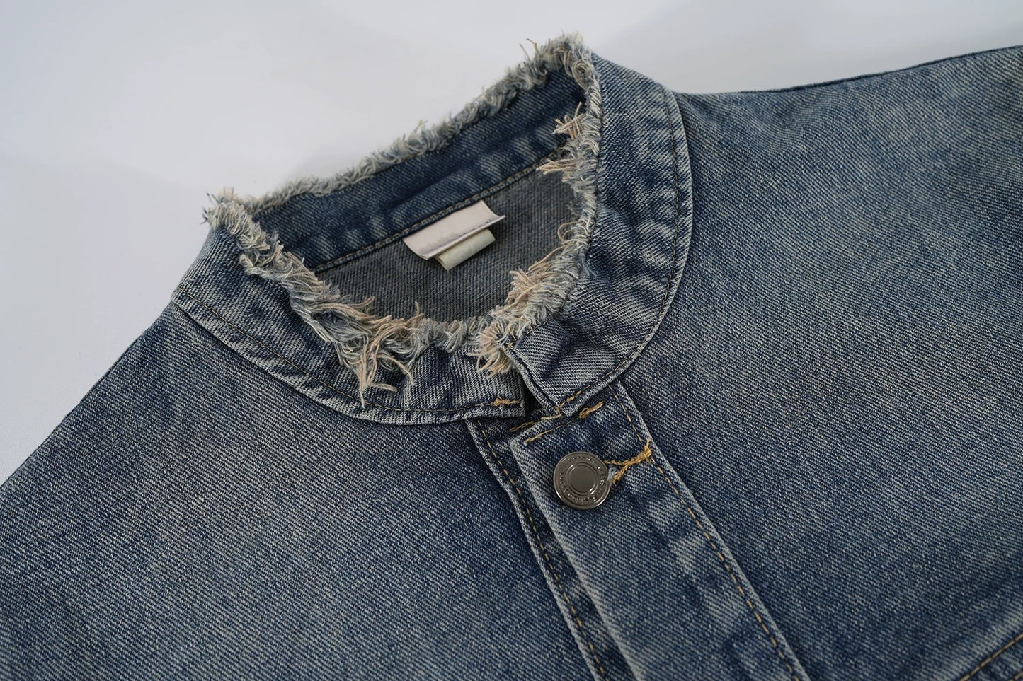 Retro washed design raw edge round neck denim short jacket for women 2023 early autumn new Korean style loose jacket top