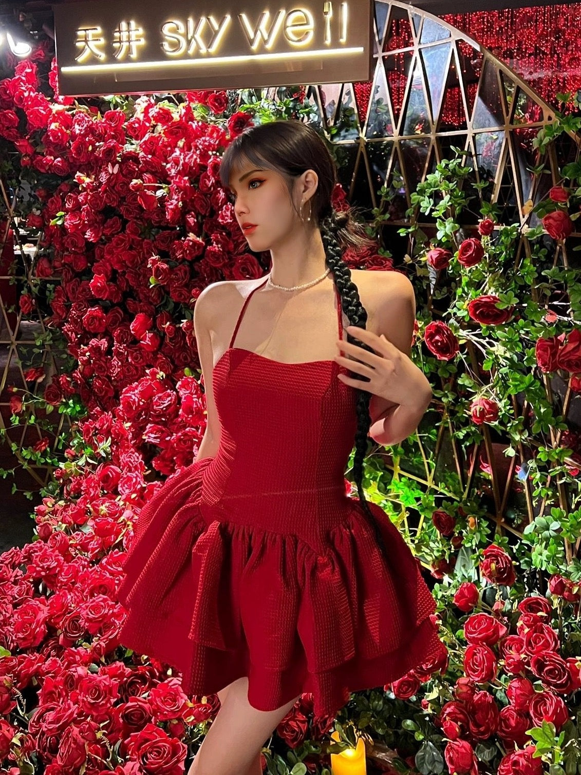 Sweet and spicy red suspender dress, French celebrity birthday dress, Lee Nhi Boutique Sweet and spicy red suspender dress, French celebrity birthday dress, Lee Nhi Boutique