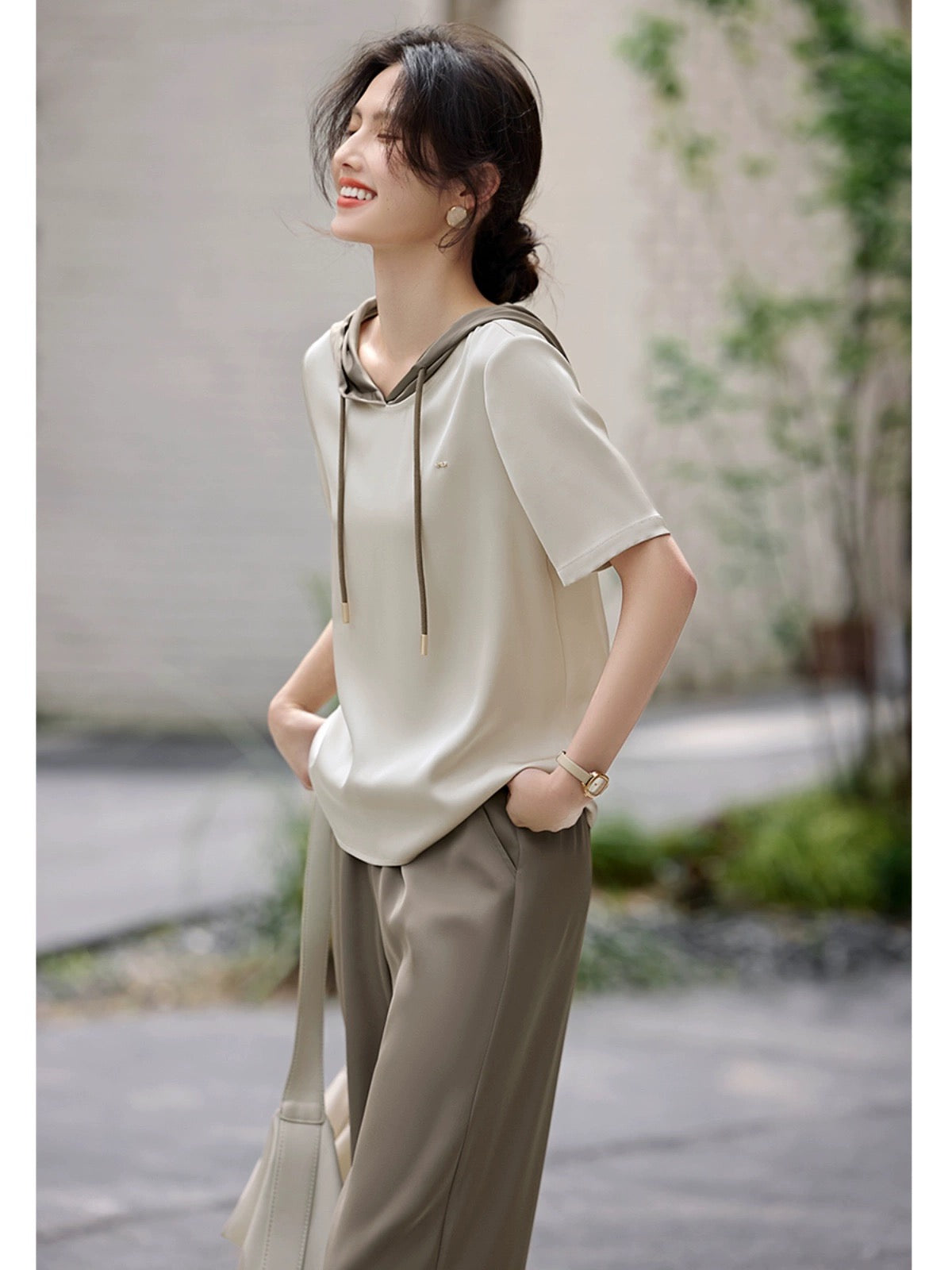 XWI/Xinwei stitching contrasting color design casual suit women's summer hooded short-sleeved T-shirt wide-leg pants two-piece set
