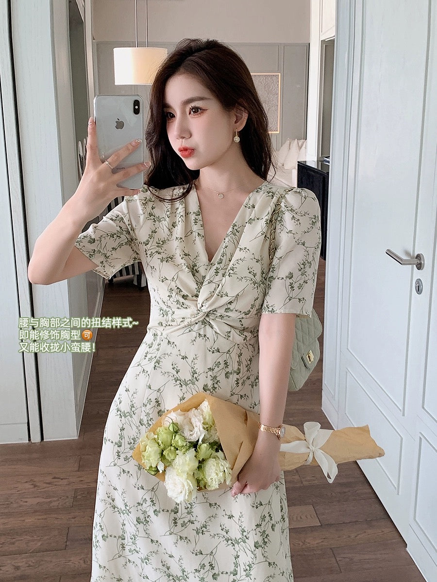 Mrs. Island Song green floral dress tea break dress V-neck dress chiffon a-line women's summer temperament mid-length slim fit