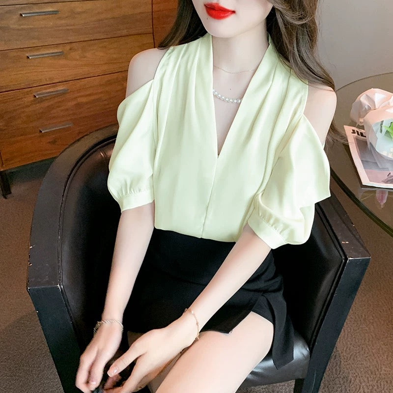 Off-shoulder short-sleeved chiffon shirt 2024 new style women's summer chic and beautiful shirt to cover the belly, design and temperament top