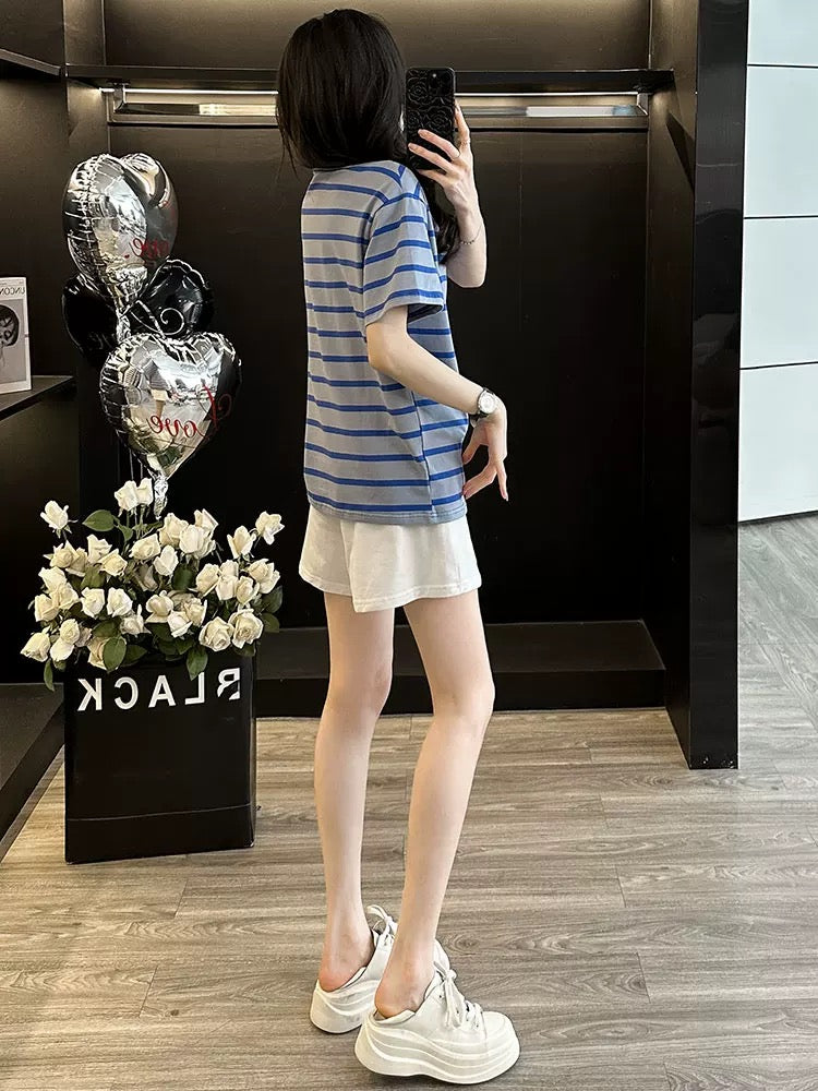 Age-reducing fashionable striped short-sleeved suit for women in summer 2025 casual sports shorts two-piece suit loose and trendy