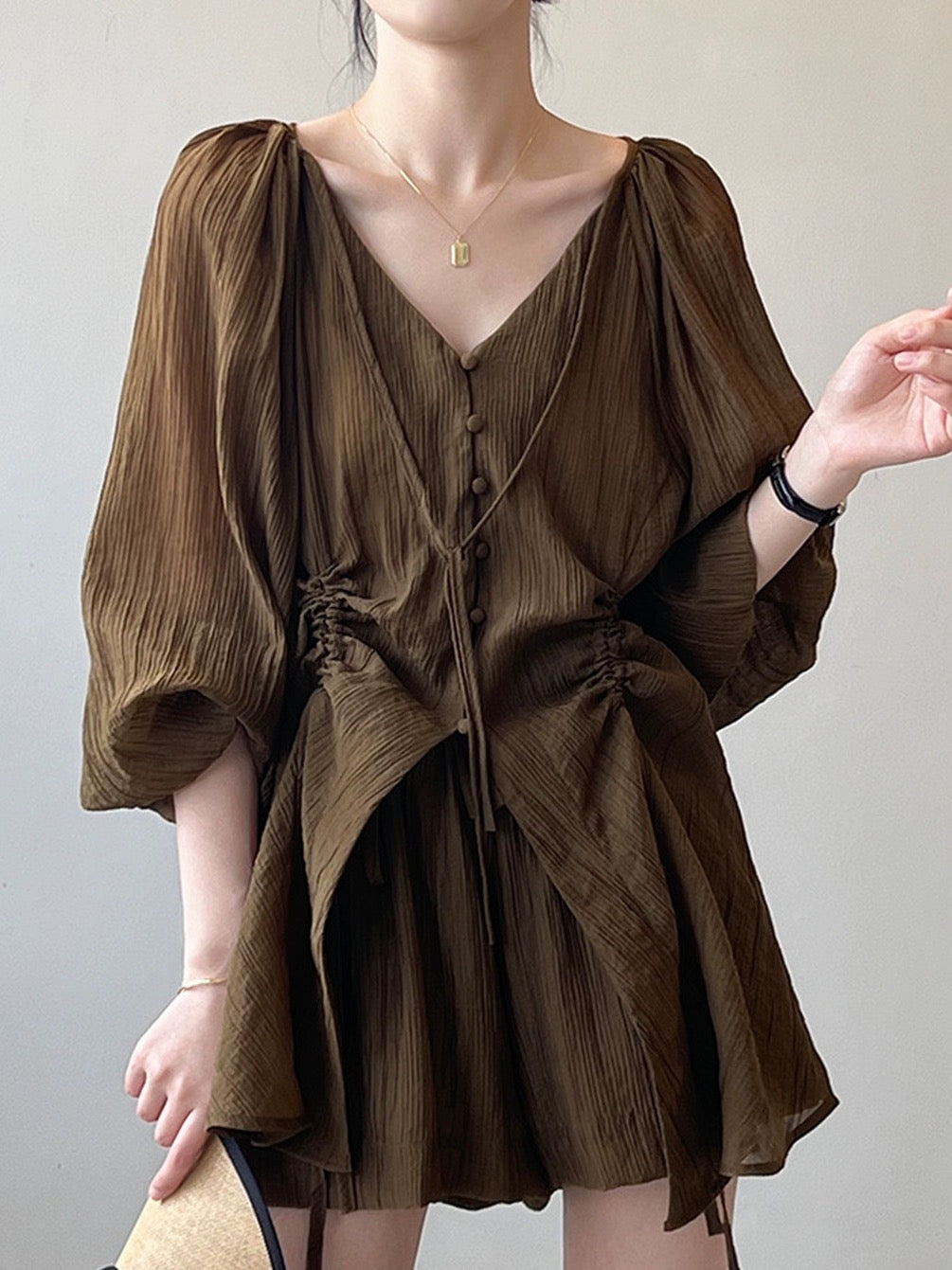 Tencel sun protection suit women's summer puff sleeves lace-up V-neck shirt high-waisted wide-leg shorts casual fashion two-piece set