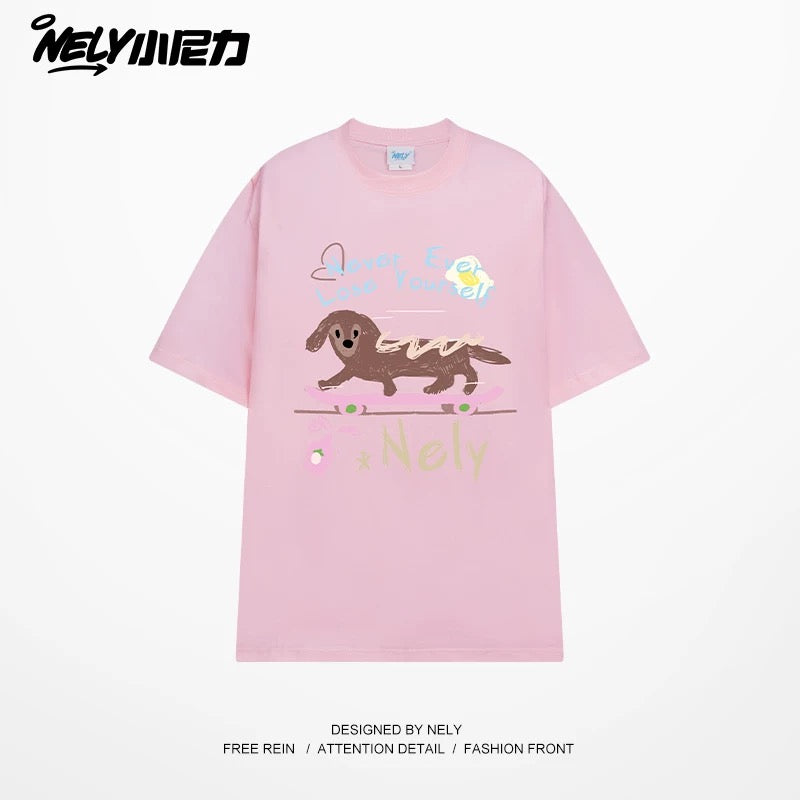 NELY Little Nelly Skateboard Dog Japanese Street Dachshund Puppy Printed Short Sleeve Men and Women Loose Couple T-Shirt