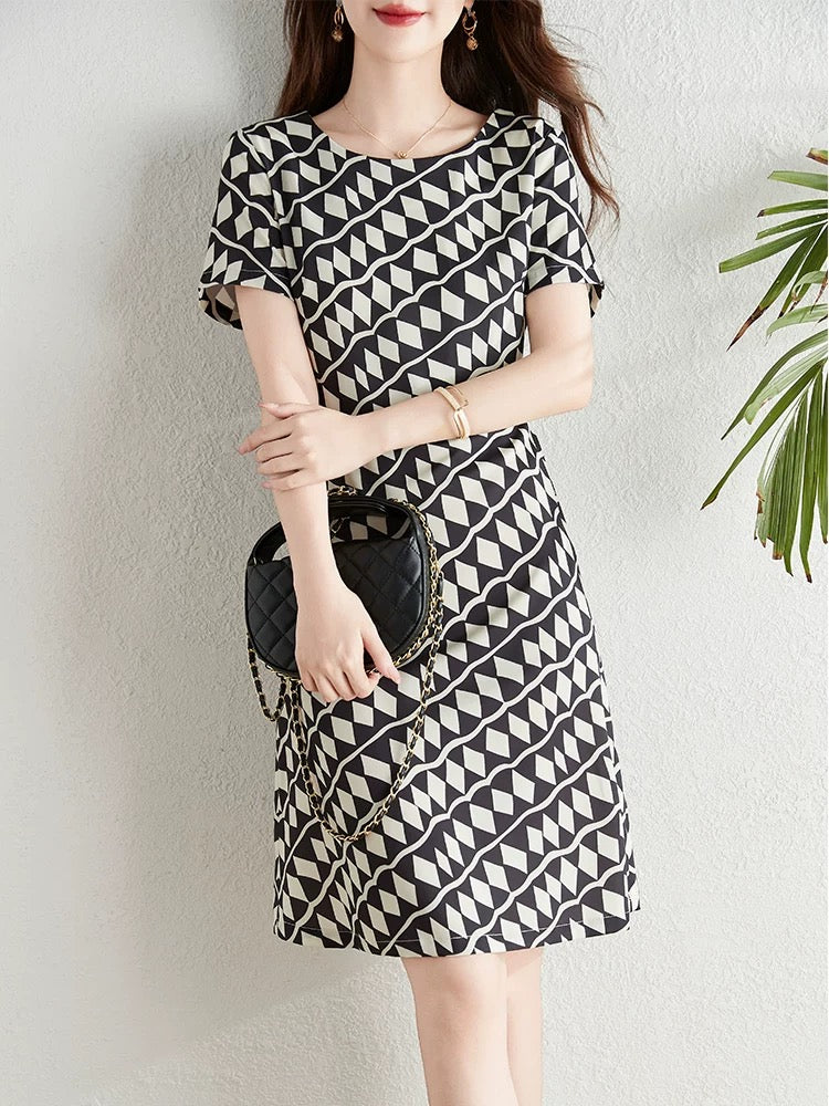 Geometric diamond plaid print dress for women summer 2024 new French style waist slimming and age-reducing skirt