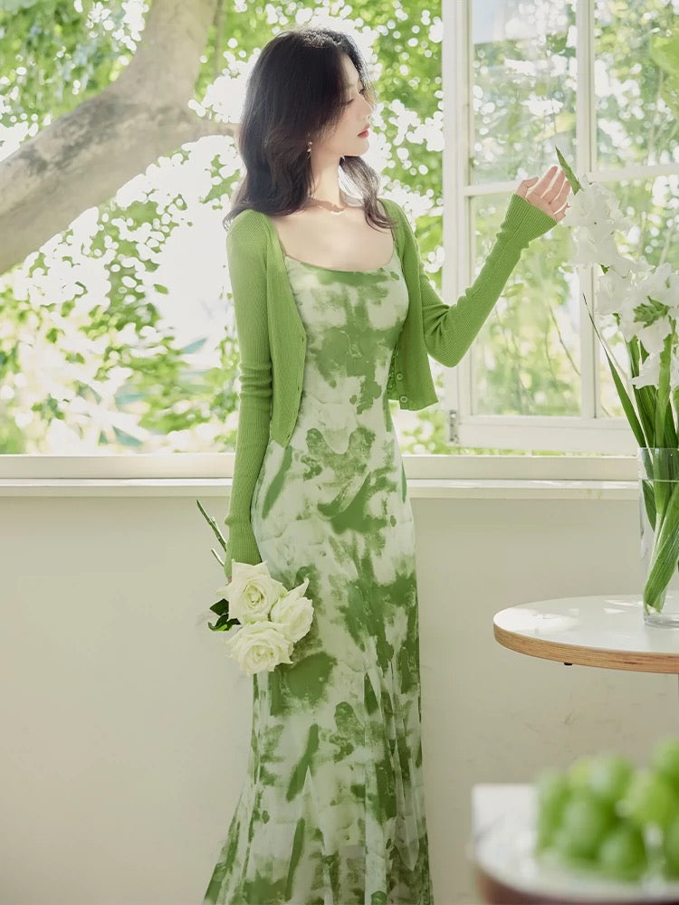 French green suspender dress for women in summer 2024 new style, beaut Lee Nhi Boutique French green suspender dress for women in summer 2024 new style, beaut Lee Nhi Boutique