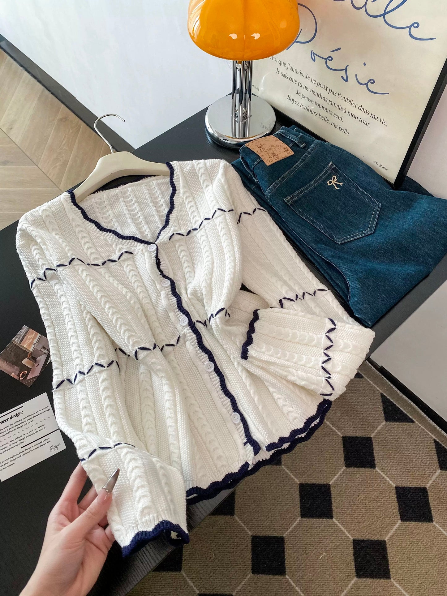 A must-have! ~ Merrard striped V-neck knitted cardigan for women, new autumn/winter style, relaxed and elegant sweater coat.