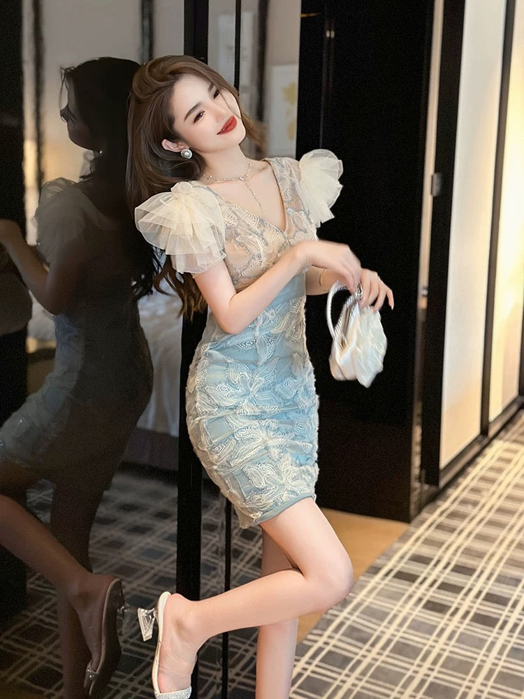 French style puff sleeve skirt for women summer 2025 new style stylish age-reducing v-neck hip dress for petite
