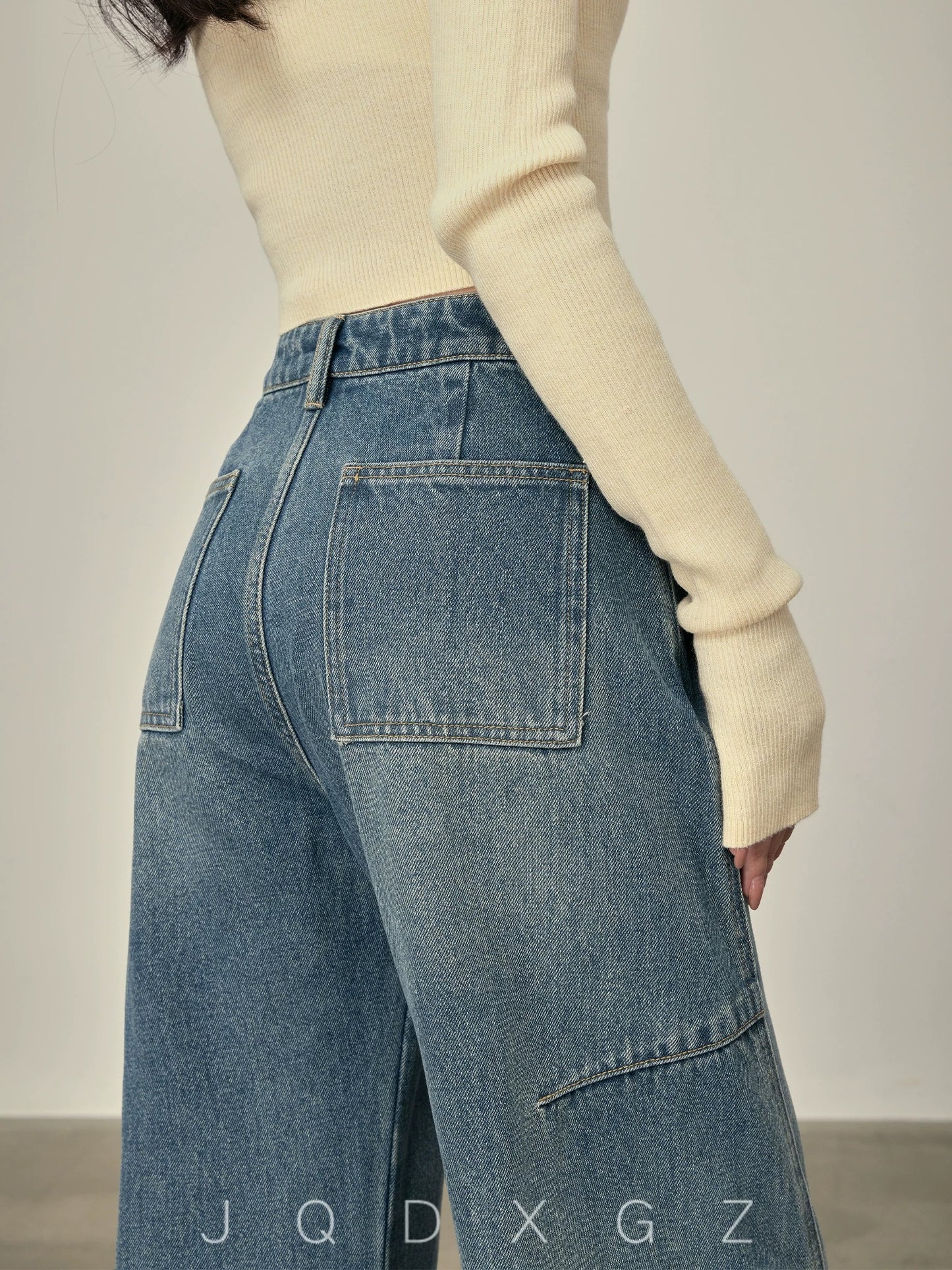 The rise of small women's high-waisted jeans, lazy and loose-feeling wide-leg pants, spring and autumn slimming and high-skimming pants