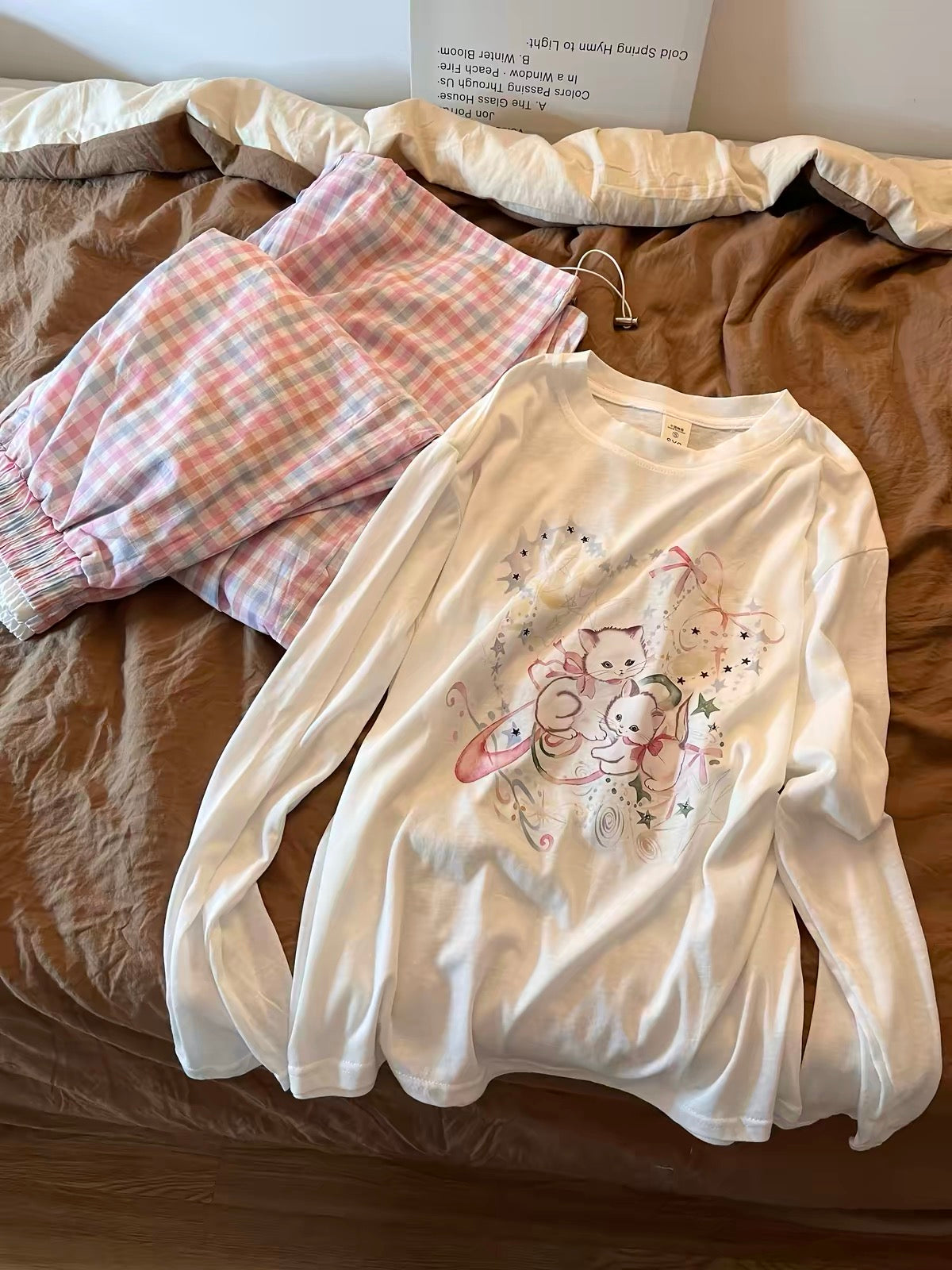 New Autumn Sweet Cartoon-Print Pajama Set for Young Women – Comfortable, Loose-Fit Loungewear Suitable for Casual Wear (Plus Size) – Model 2026
