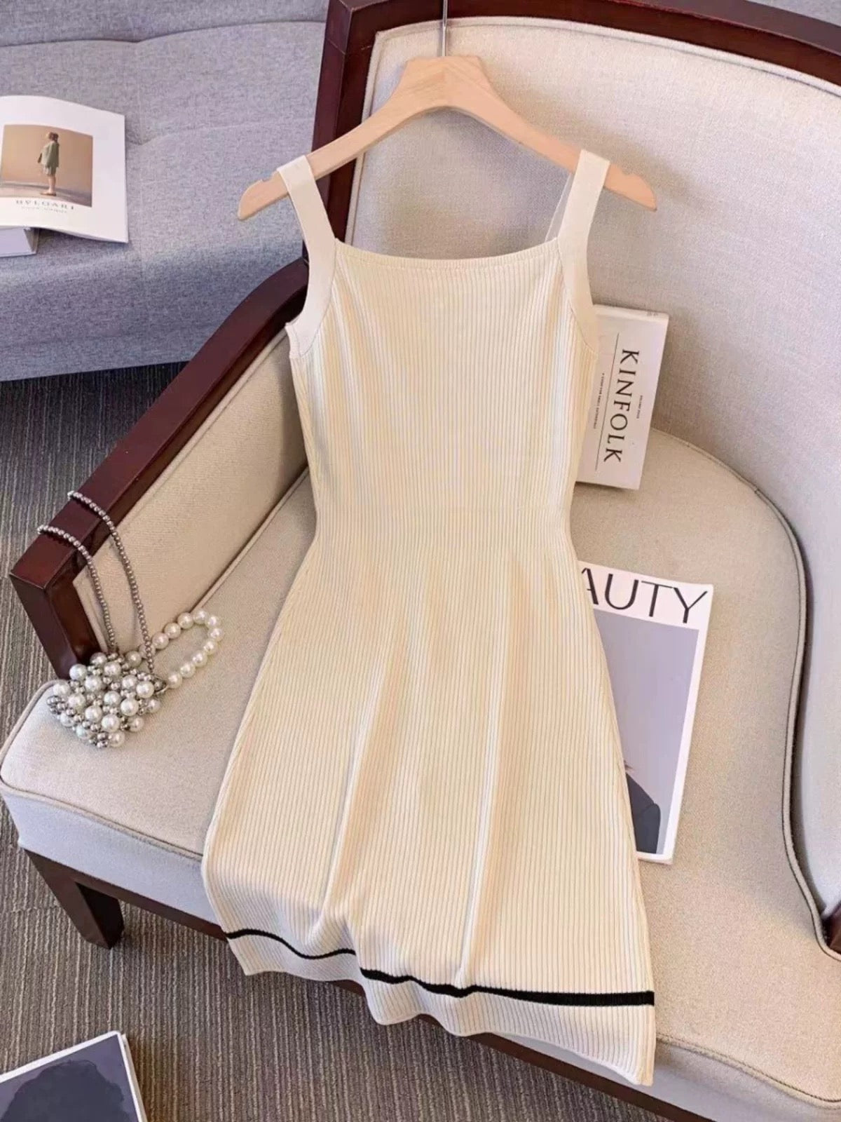 French style high-end sexy sleeveless knitted dress 2024 new summer style inner and outer suspender skirt