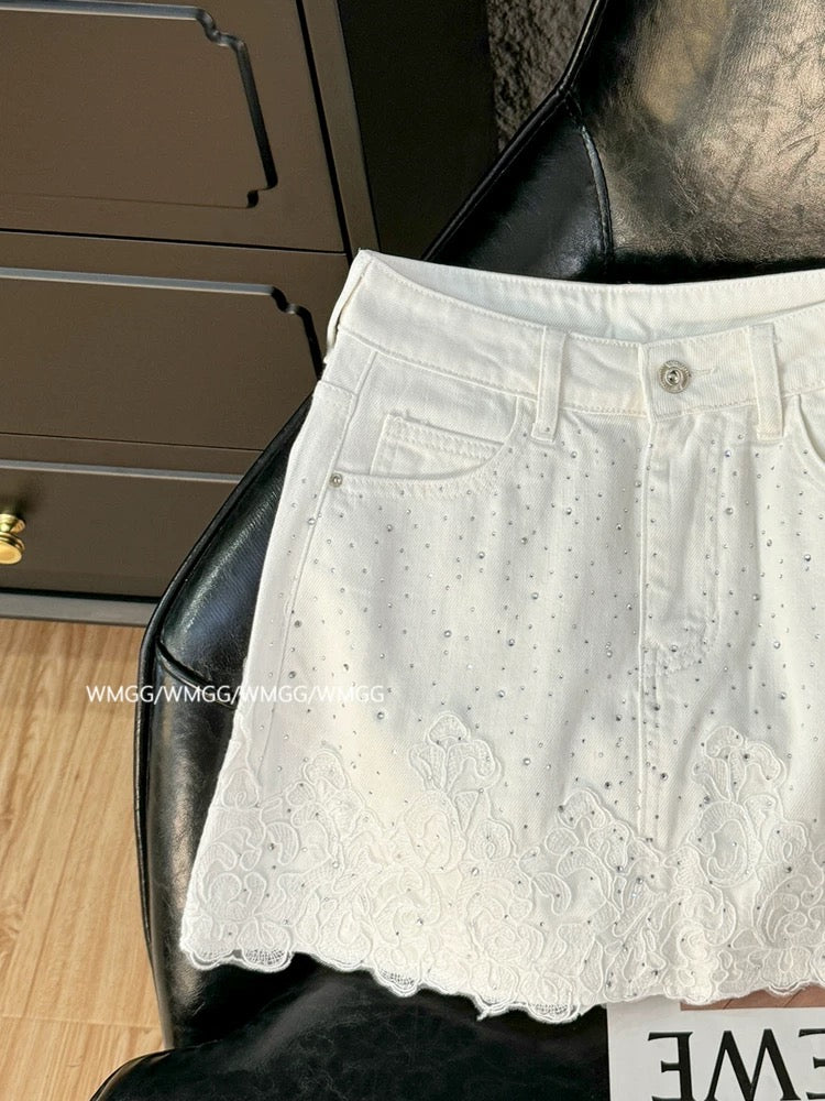 White denim skirt women 2025 new a-line small light luxury diamond lace stitching high waist hip skirt