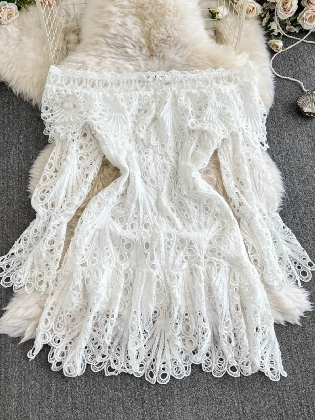 French-style crocheted openwork off-shoulder dress for women, summer elegant style, irregular ruffled short skirt