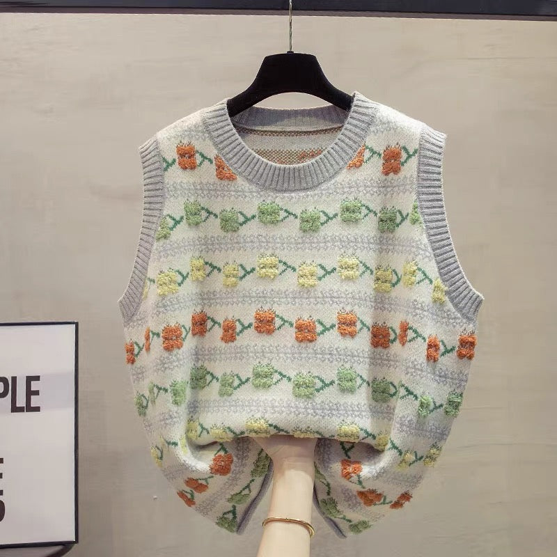 Round neck plus size knitted vest for women, 2025 autumn and winter new style, loose fit, suitable for layering with sweaters, trendy.