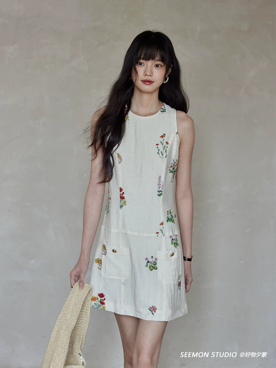 Ximeng 2025 new summer Korean floral skirt small temperament beautiful unique niche apricot dress female