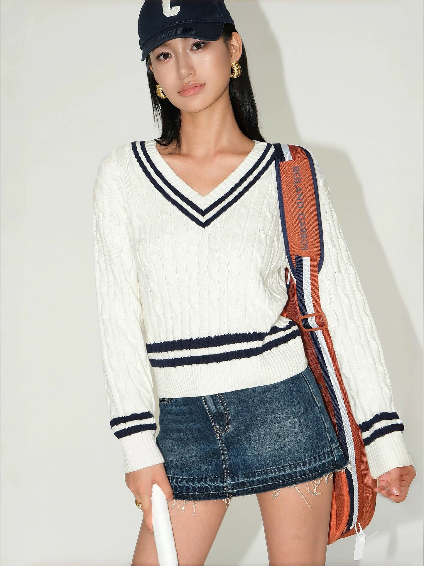 NEVA HU Collision Pullover V-neck Sweater Women's Autumn and Winter College Style Long-Sleeved Sweater Temperament Loose Lazy Top