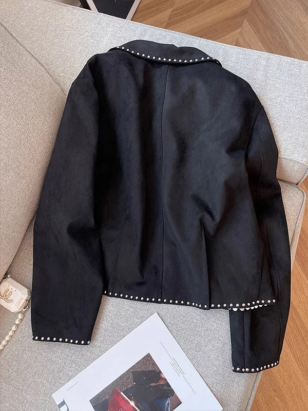 Korean-style cool and chic studded jacket for women, new winter 2025 style, black lapel zip-up top.