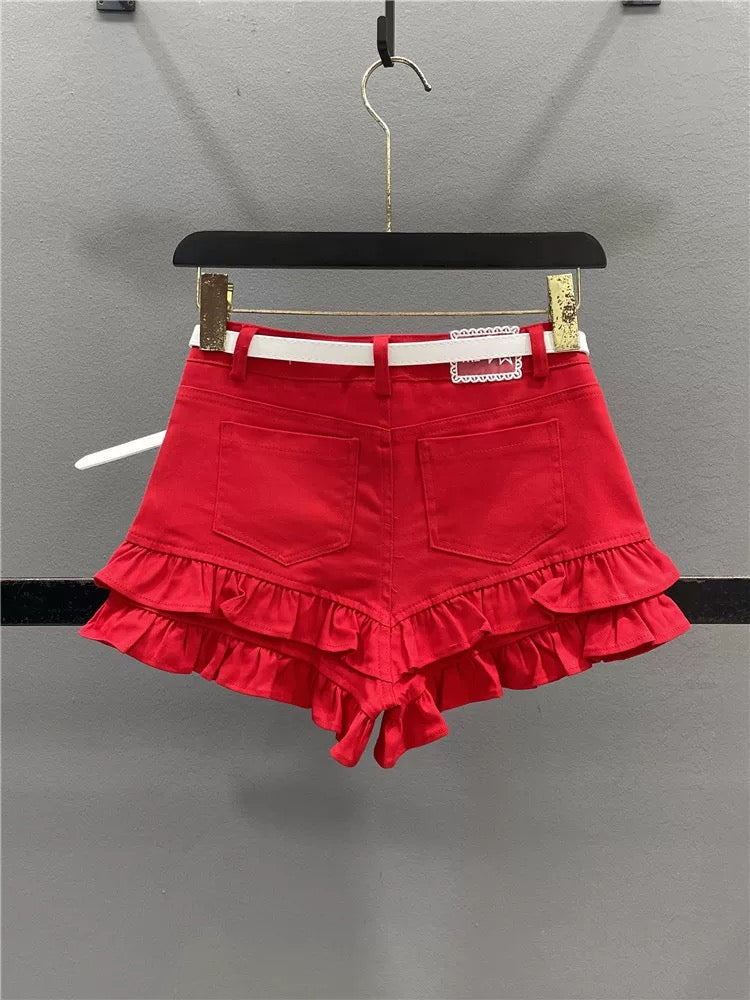 Fashionable red hot girl ear-edge denim shorts for women 2025 summer age-reducing slimming sexy A-line super short shorts